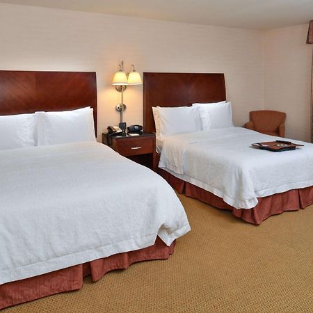 Hampton Inn & Suites Tacoma Ngoại thất bức ảnh
