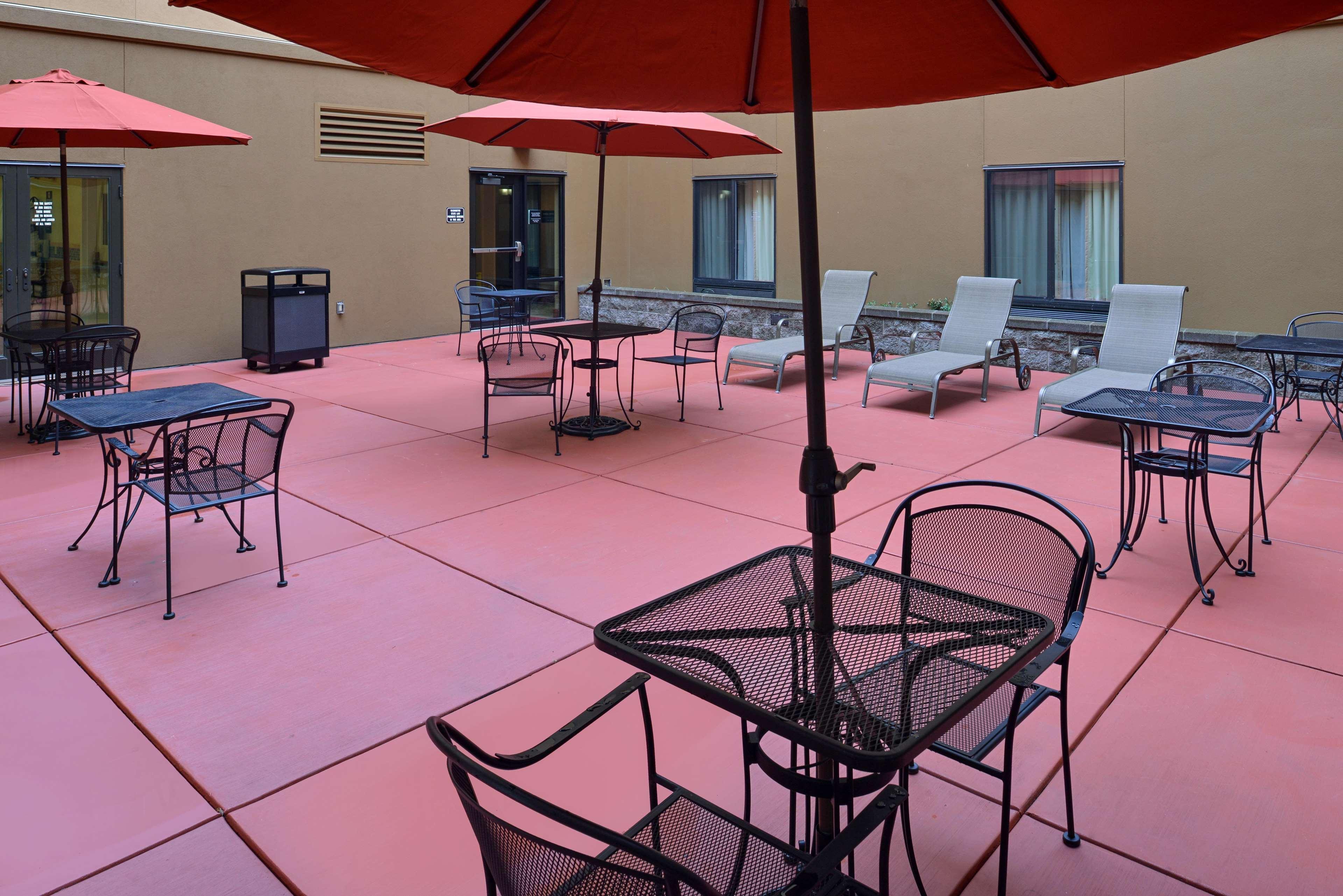 Hampton Inn & Suites Tacoma Ngoại thất bức ảnh